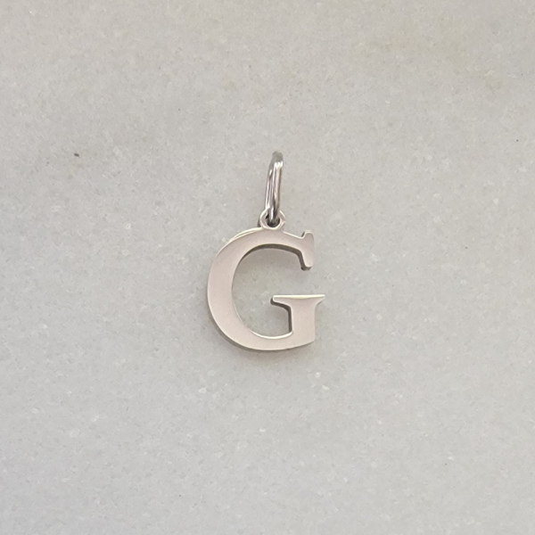 Medium Initial G