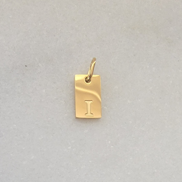 Small Tag Initial I