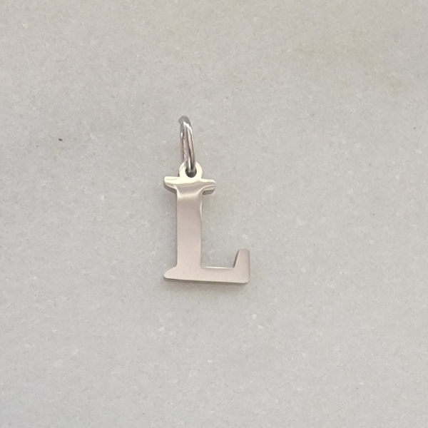 Medium Initial L