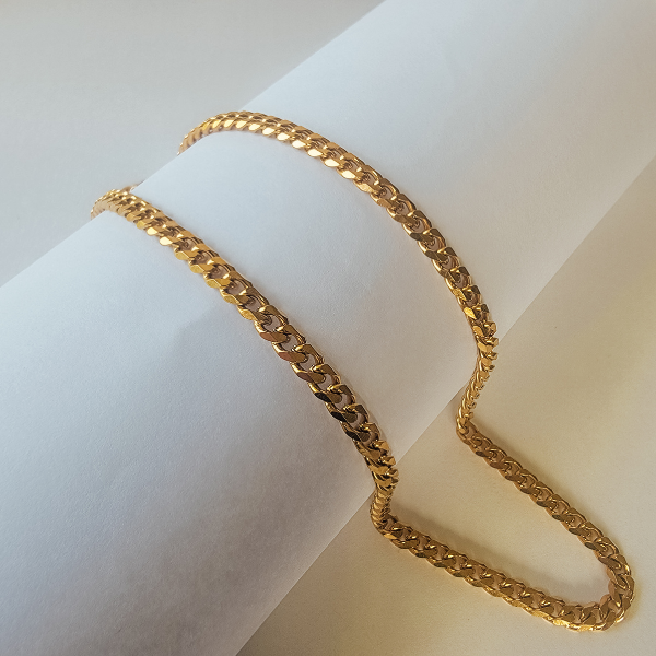 Mila Necklace