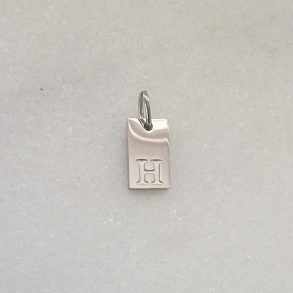 Small Tag Initial H