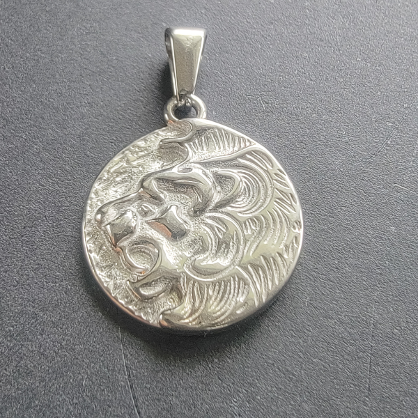 Lions Head Pendant